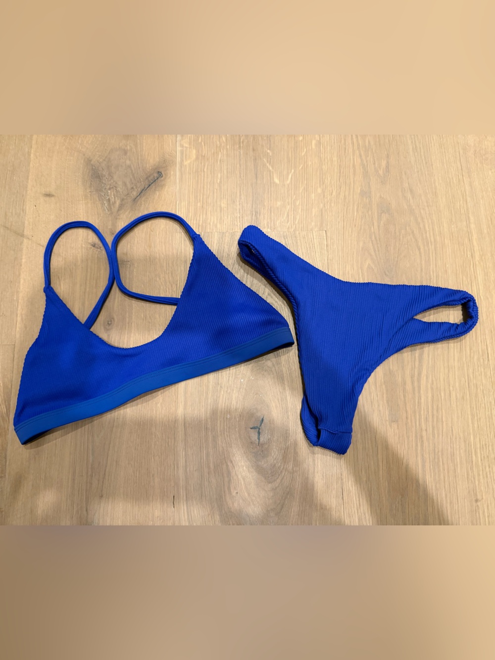 Set of 3 - thong bikinis - Blue, Floral and Rust - Picture 4 of 7